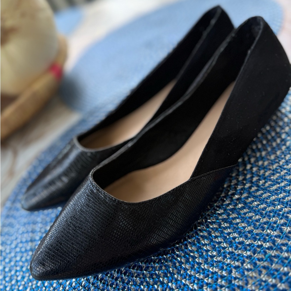 Michael by Michael Shannon Women’s Shoes Alara Black Suede Flats Size 10 M - Picture 6 of 8